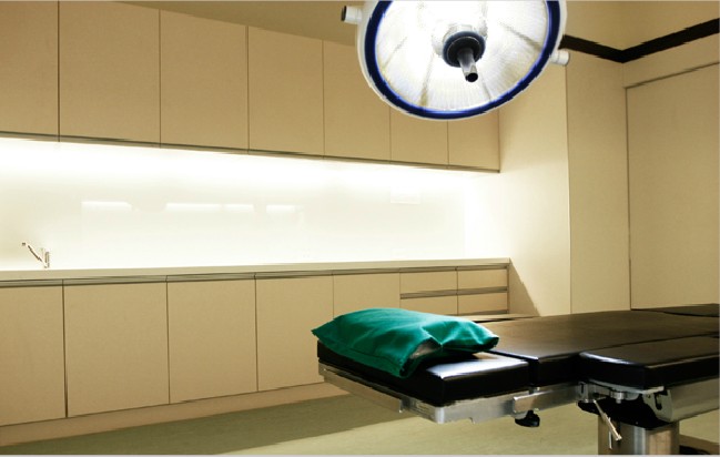 手術室，臺北至誠整形外科診所