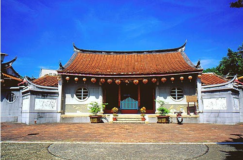 臺(tái)南天壇正門(mén)