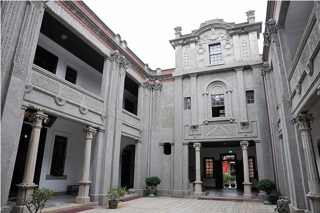 鹿港民俗文物館