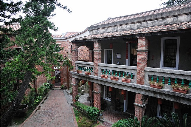 鹿港民俗文物館